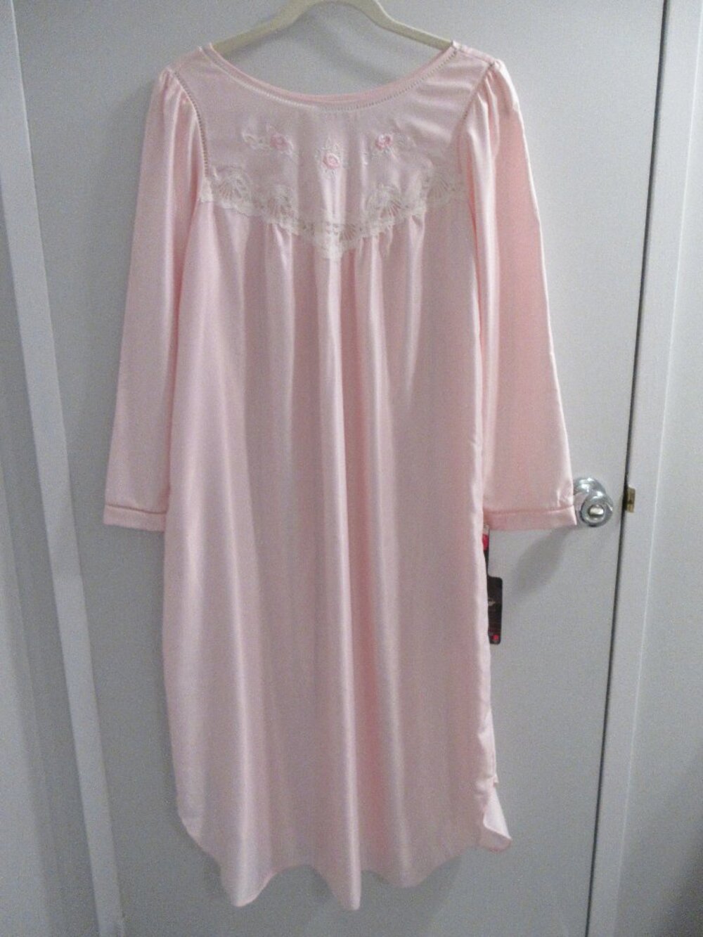 Vanity Fair Cuddleskin Long Pink Satin Nightgown Modest Granny Gown Sz L Vtg NWT